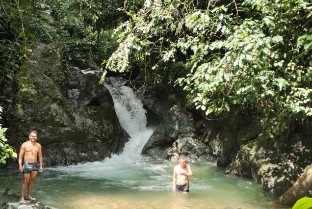 Recorrido piscinas naturales de la quebrada filandia